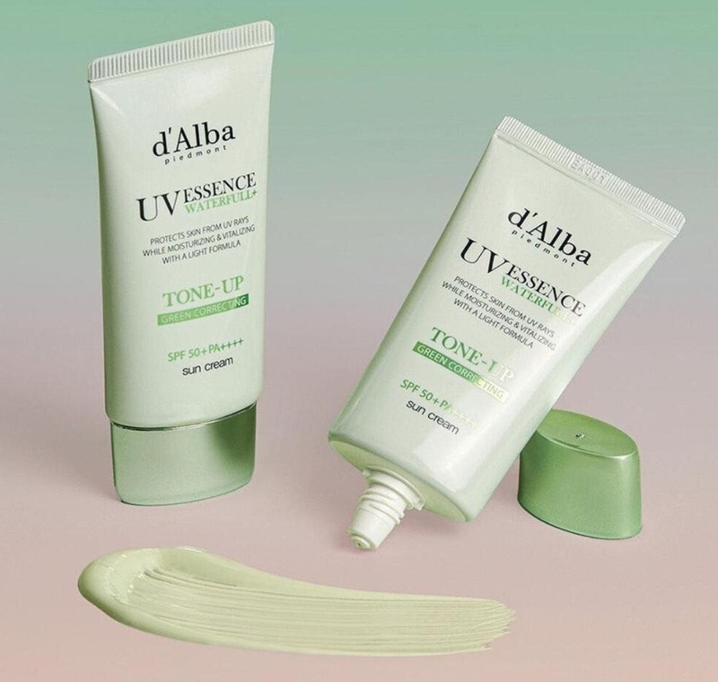 D’alba Tone-Up Green hỗ trợ cân bằng vùng da dễ đỏ, giúp da nhìn đều màu và tự nhiên hơn khi dùng hằng ngày. 