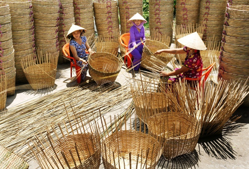 Hệ thống sổ sách và thủ tục kê khai thuế khoán đơn giản của hộ kinh doanh.