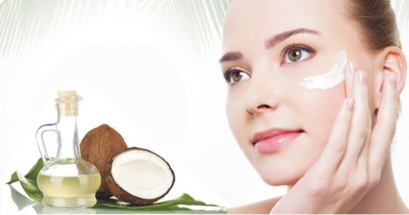 Chỉ nên dùng một lượng rất nhỏ dầu dừa trên vùng da khô và theo dõi phản ứng trong những lần đầu.