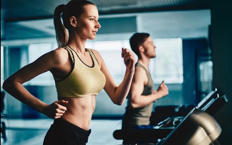 Gym hỗ trợ giảm cân khi mức năng lượng tiêu hao cao hơn tổng lượng calo nạp vào trong thời gian đủ dài.