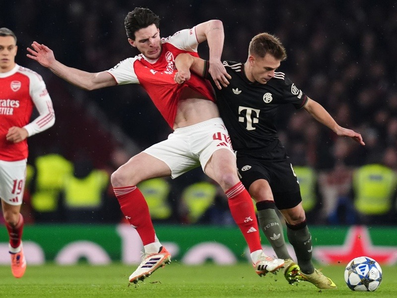 Declan Rice có thể thu hồi bóng, dẫn bóng lên phía trước và tham gia các tình huống cố định của đội. 